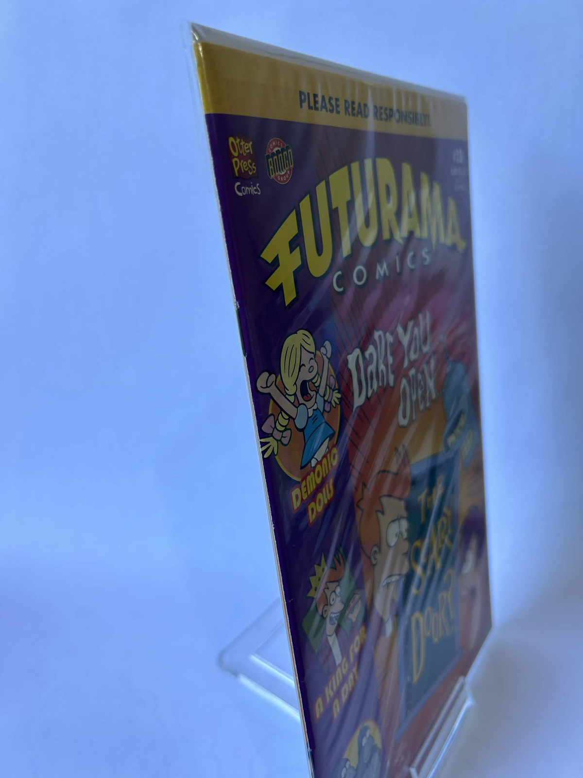 Futurama Comics, Please read responsibly! #28, VF & Sleeved