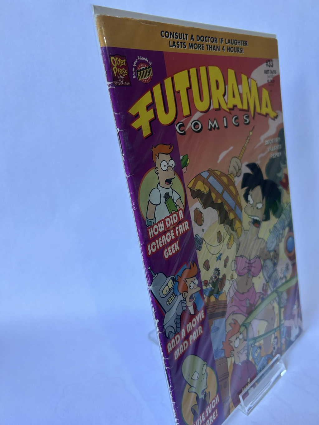 Futurama Comics, Consult a doctor if laughter lasts more than 4 hours! #33, Damage & Sleeved